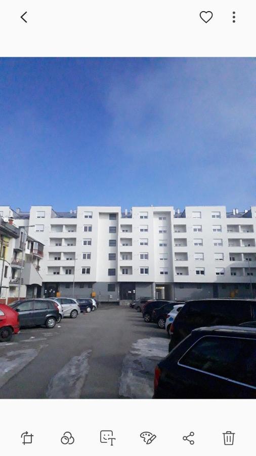 Apartman Promenada Sarajevo Bagian luar foto