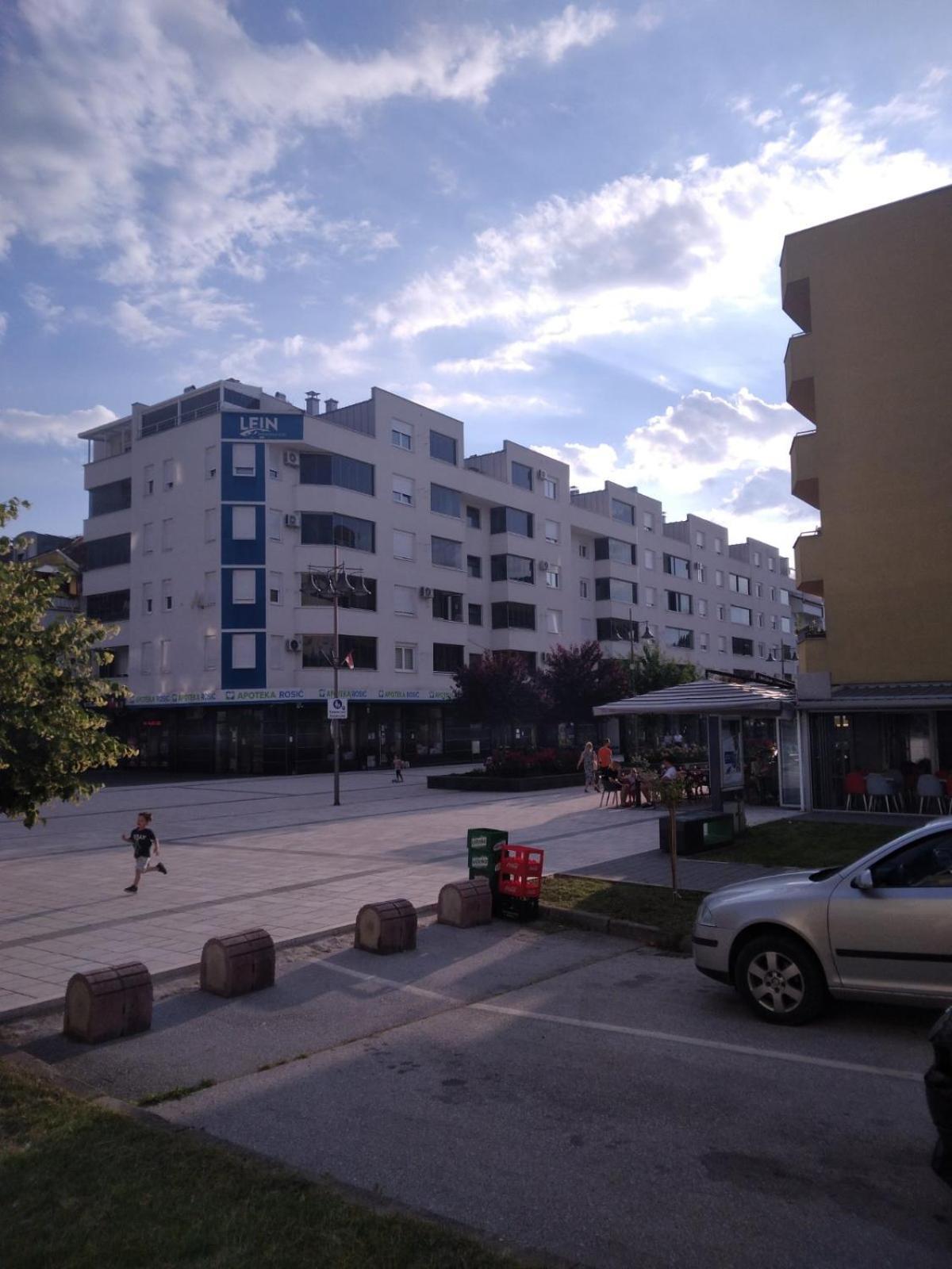 Apartman Promenada Sarajevo Bagian luar foto