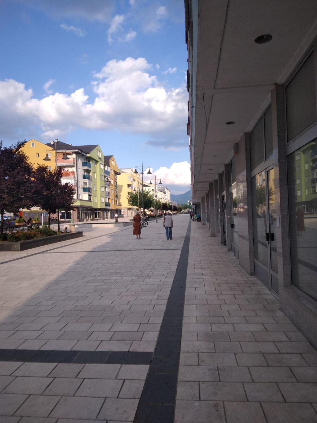 Apartman Promenada Sarajevo Bagian luar foto